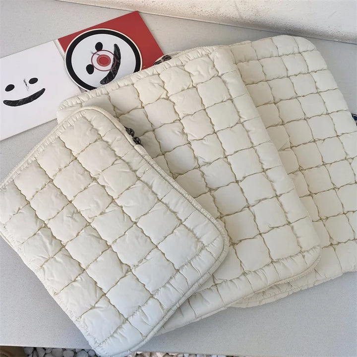 48373637218611|48373637251379|48373637316915