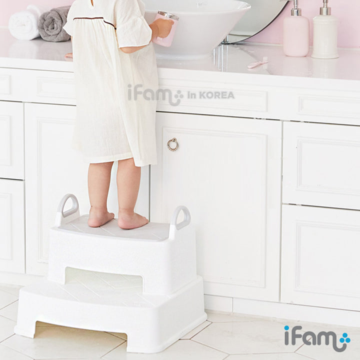 ＼1段、新登場！／キッズステップ ヘリンボーンハンドル付きステップスツール | iFam（アイファム）